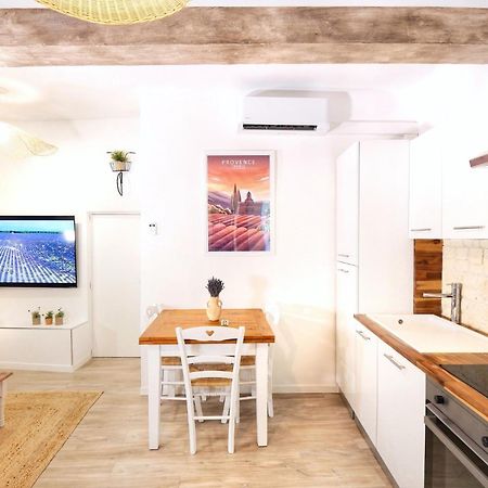 Appartements Premium En Hyper Centre Ville Brignoles Dış mekan fotoğraf