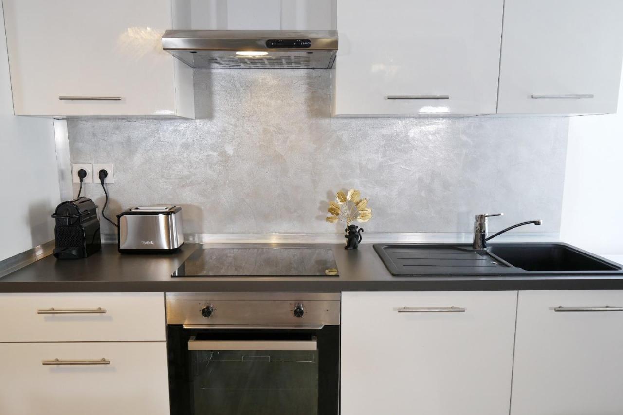 Appartements Premium En Hyper Centre Ville Brignoles Dış mekan fotoğraf